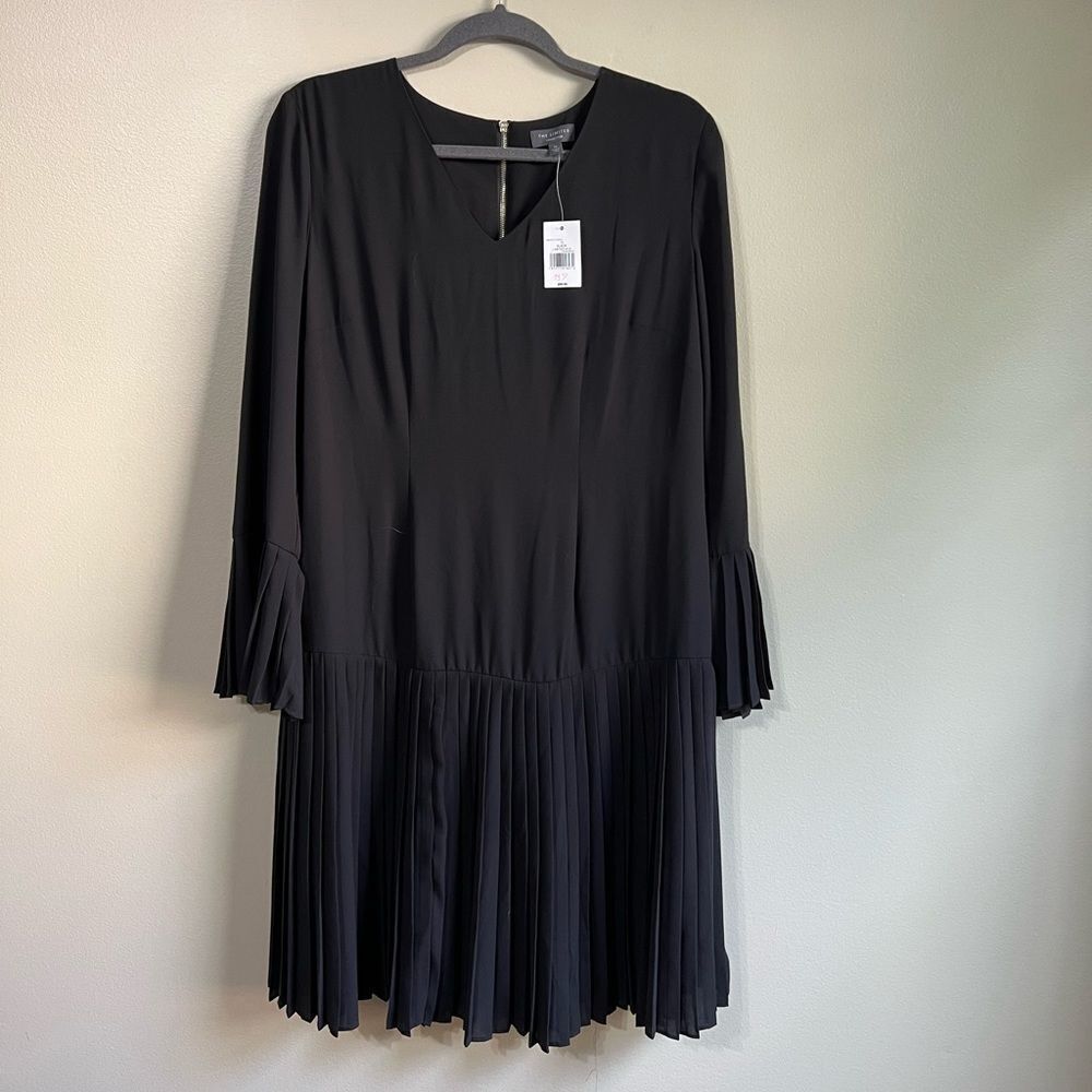 NWT the limited black dress 10‎